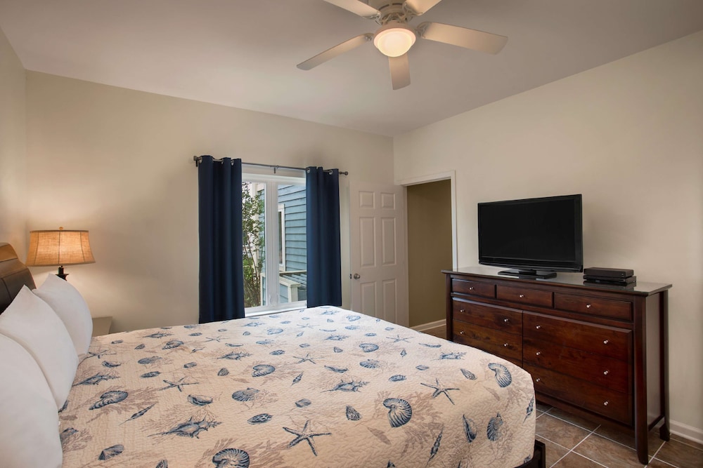 Two Bedroom Villa - Photo 2