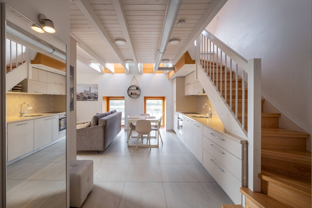 Executive Studio, 1 Bedroom, Kitchen, River View photo 2