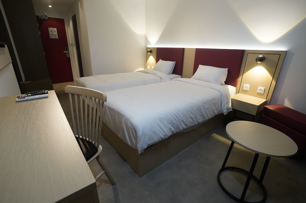 Comfort Twin Room photo 3
