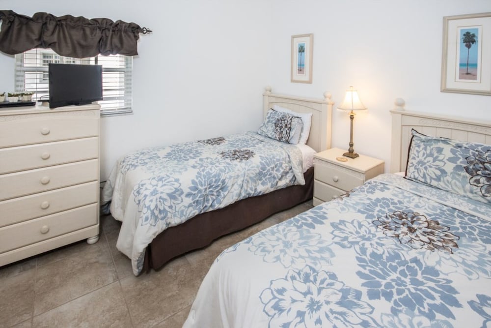 House, 3 Bedrooms photo 1
