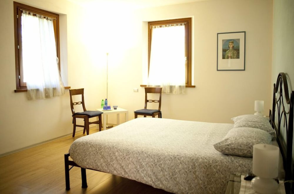 Deluxe Room, 1 Bedroom photo 2
