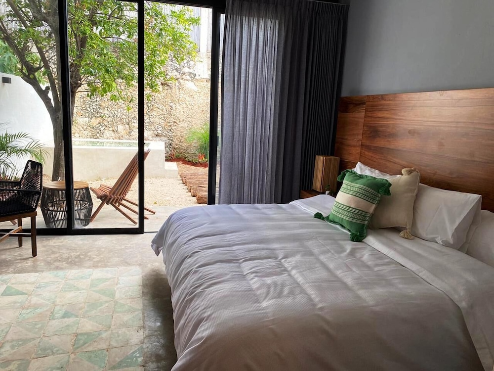 Standard Room, 1 King Bed, Private Pool - Photo 1