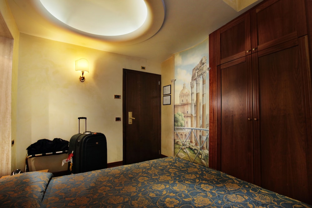 Standard Single Room photo 2