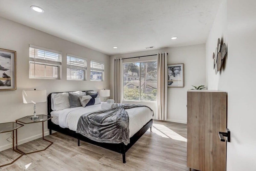 House (3 Bedrooms) photo 2