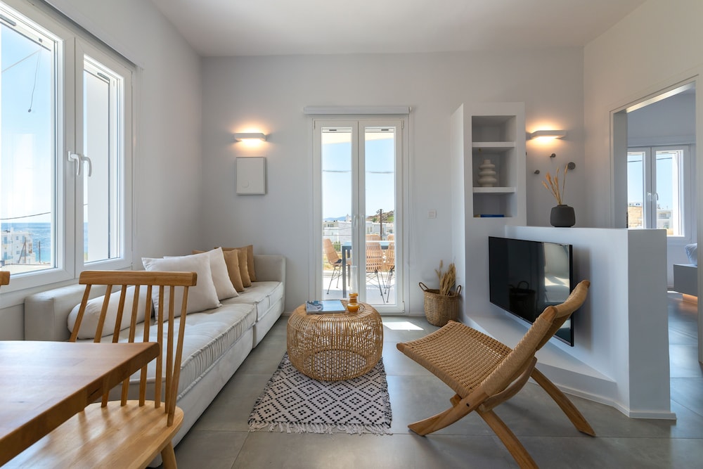 Family Apartment photo 1