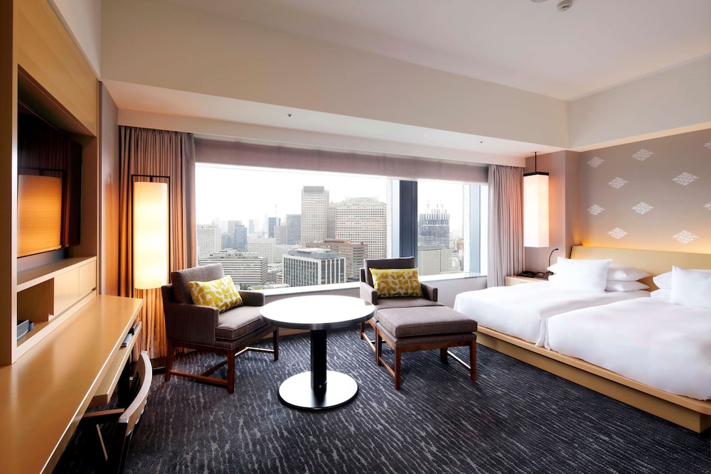 Club Deluxe Hollywood Twin, Non Smoking (Breakfast & Club Lounge Access Included)