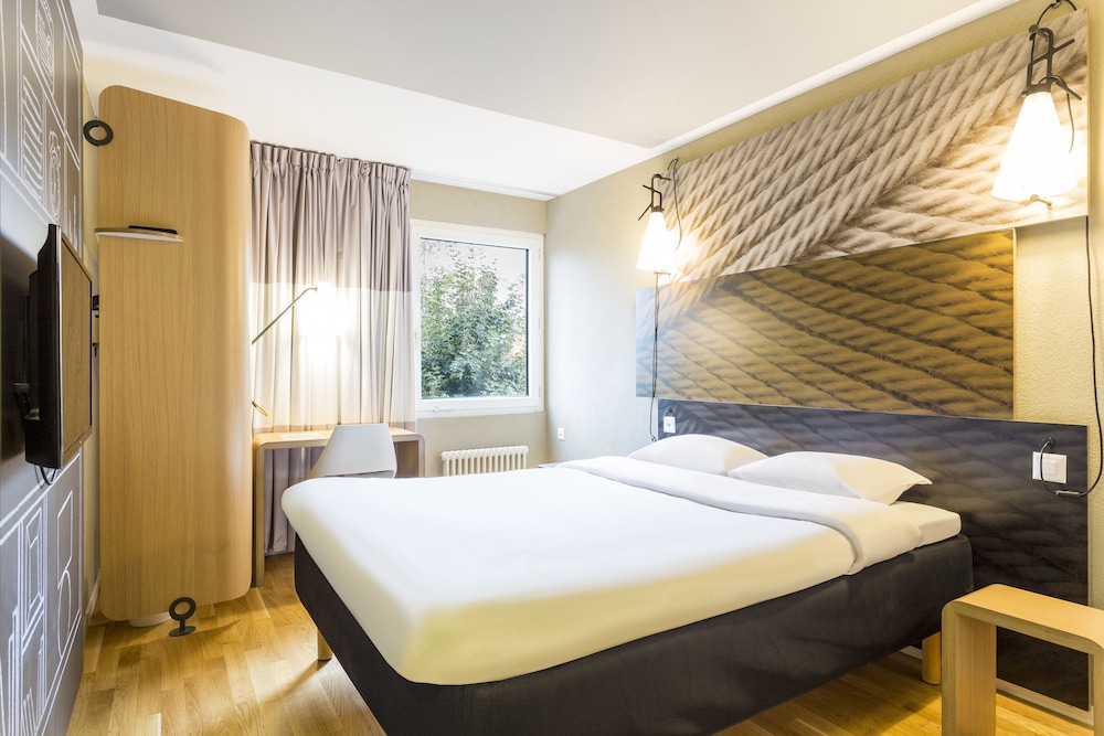 Standard Double or Twin Room photo 2