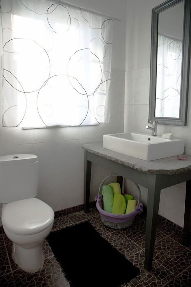 Apartment, 2 Bedrooms, Ocean View photo 3