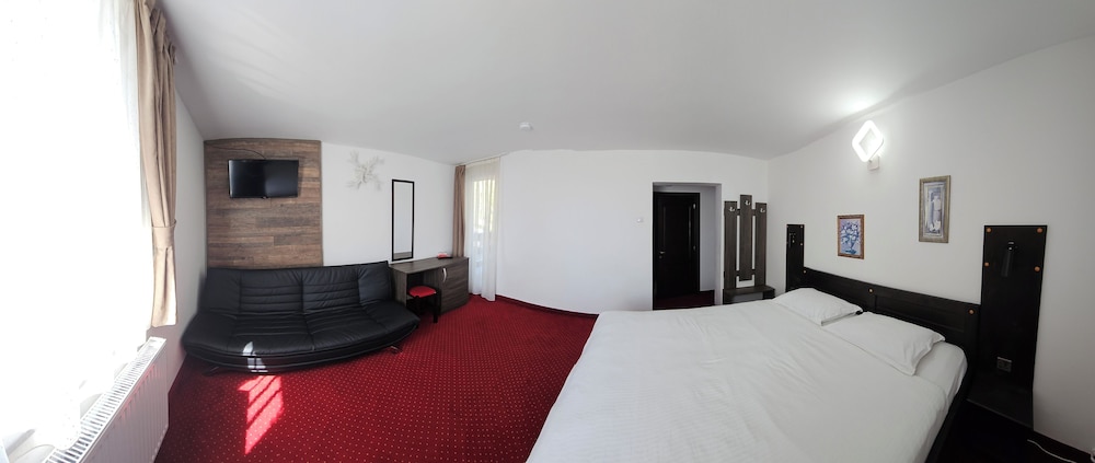 Comfort Suite, Balcony, River View photo 3