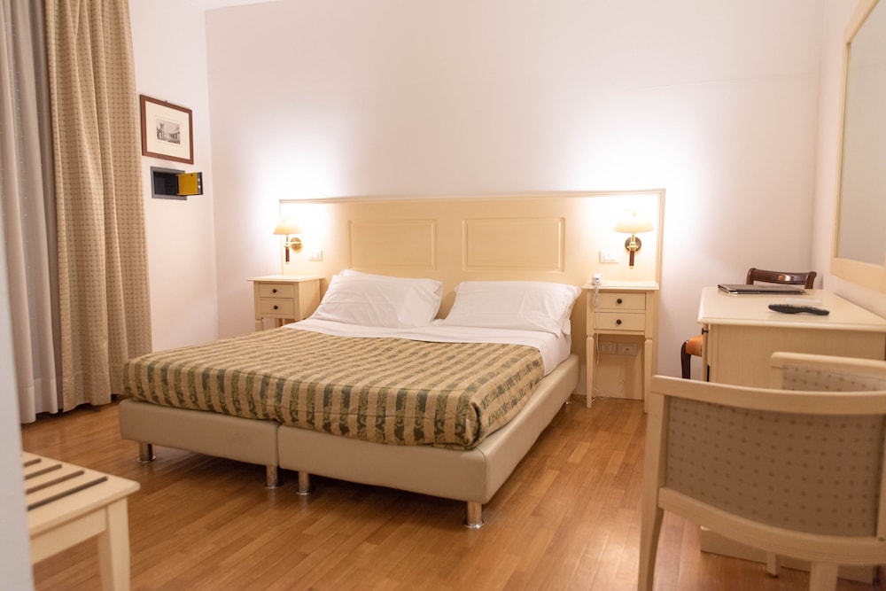 Basic Room - Photo 1