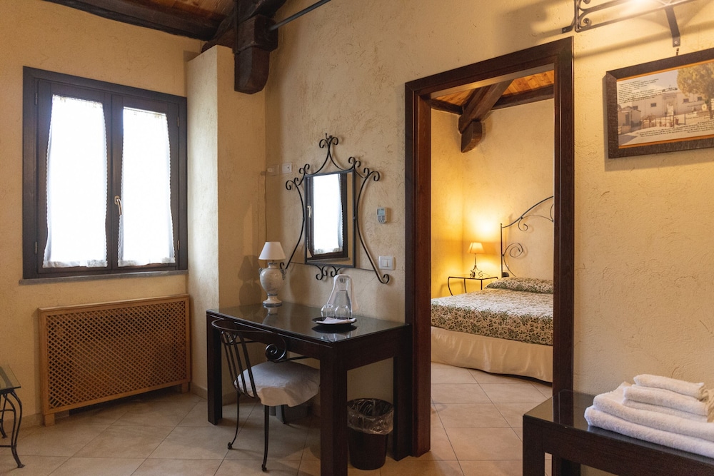 Superior Suite, Ensuite, Garden View (Junior suite) photo 3