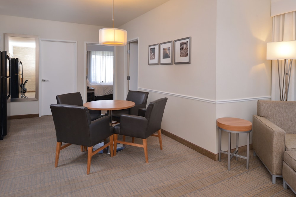 Suite, Multiple Beds, Accessible photo 2