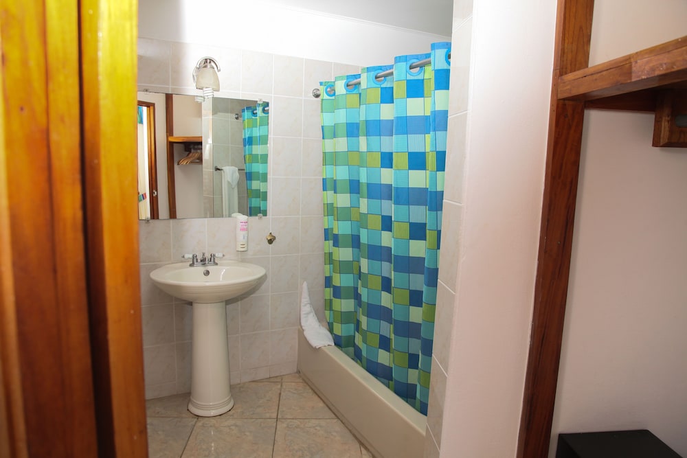 Standard Room, Garden View - Photo 13