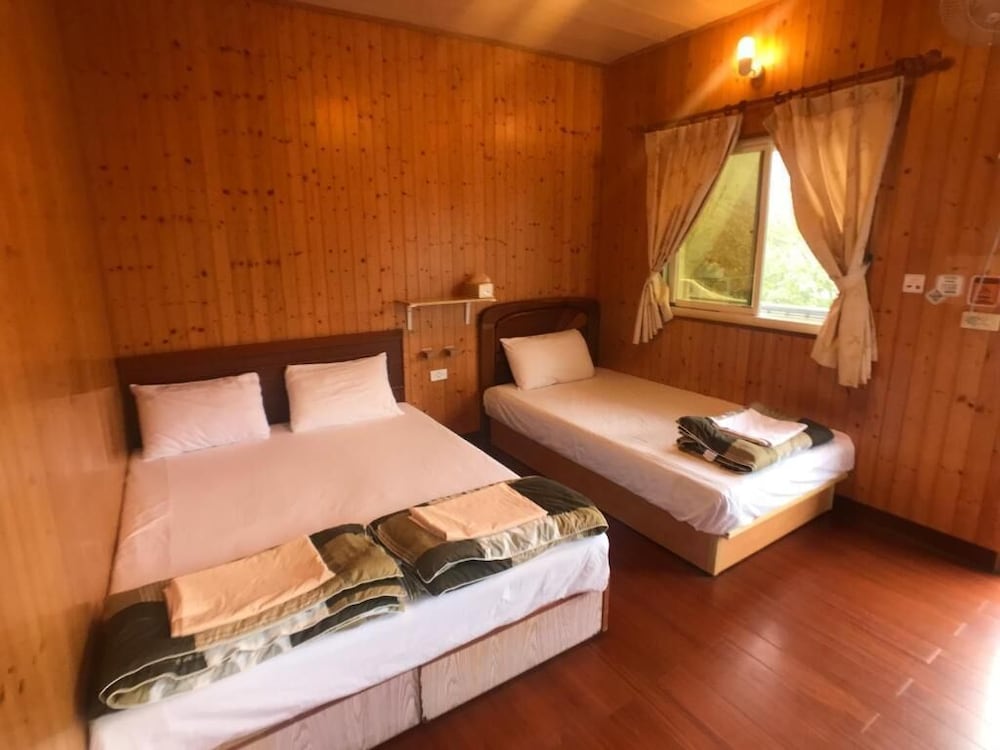 Basic Triple Room photo 1