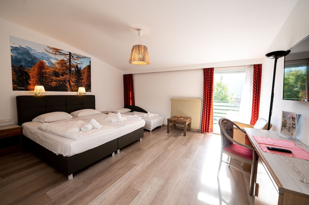 Grand Double Room photo 1