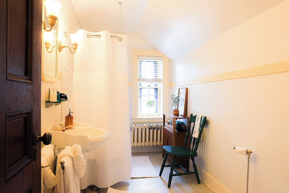 Room, Private Bathroom (Veranda) photo 3