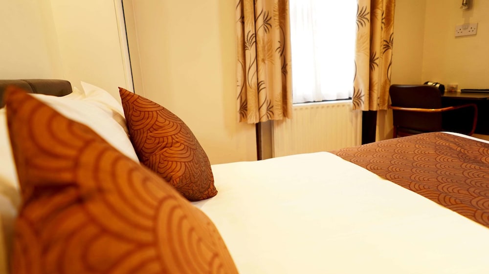 Basic Double Room photo 2