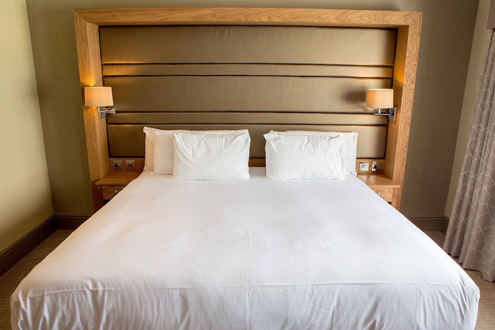 Superior Double or Twin Room photo 3