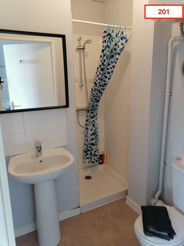 Classic Studio, Ensuite - Photo 21