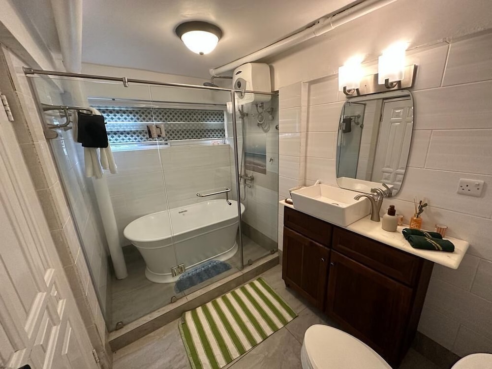 Deluxe Apartment photo 2
