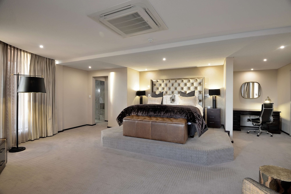 Presidential Suite photo 1