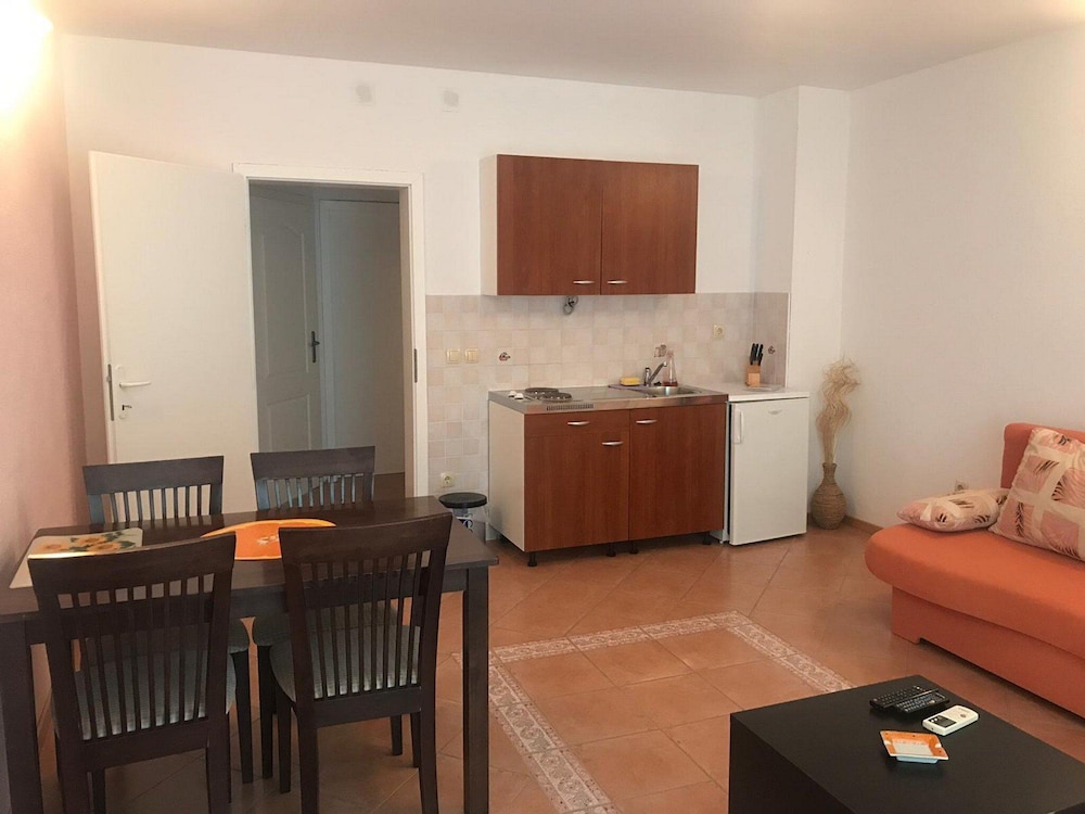 Apartment (One Bedroom Apartment with Terrace an) photo 1
