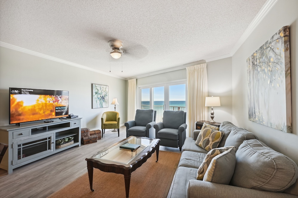 Condo, 2 Bedrooms