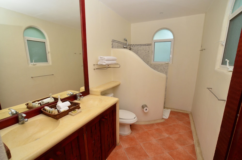 Luxury Suite photo 3