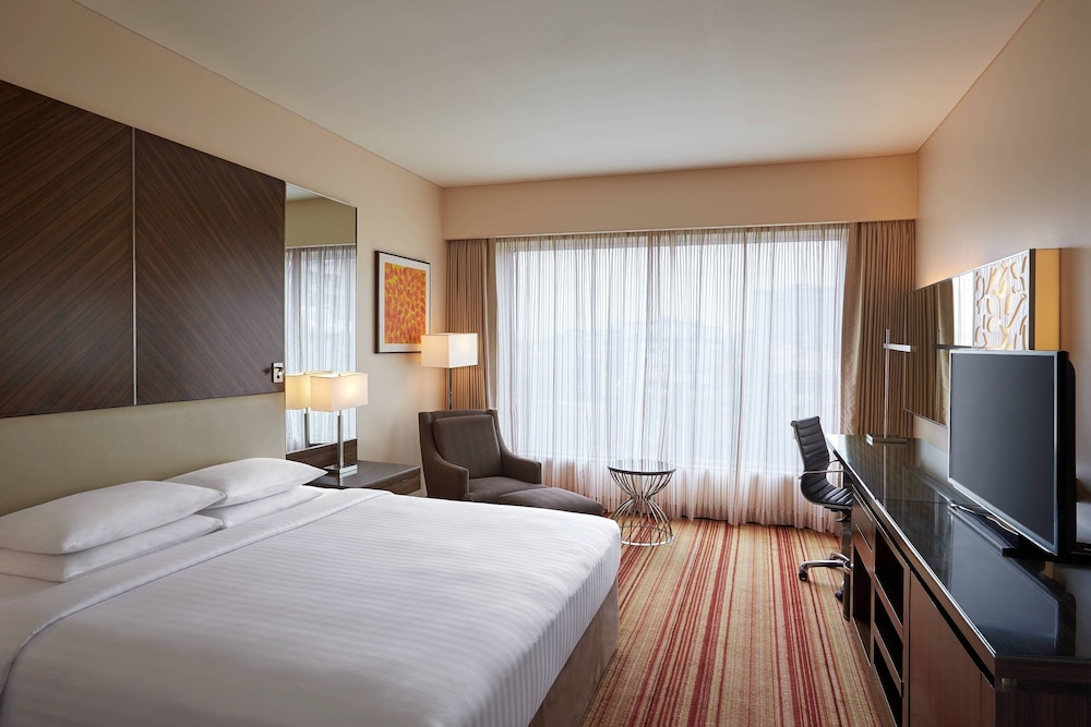 Junior Suite, 1 Bedroom - Photo 8