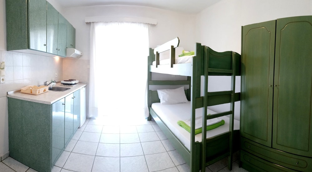 Family Apartment, Garden View photo 3