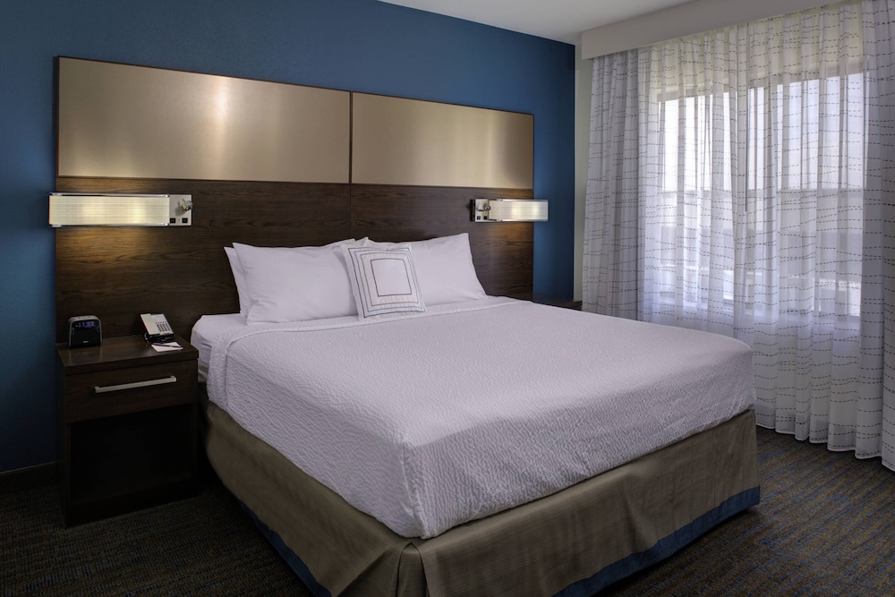 Suite, 1 Bedroom (Mobility Accessible, Roll-in Shower) photo 1