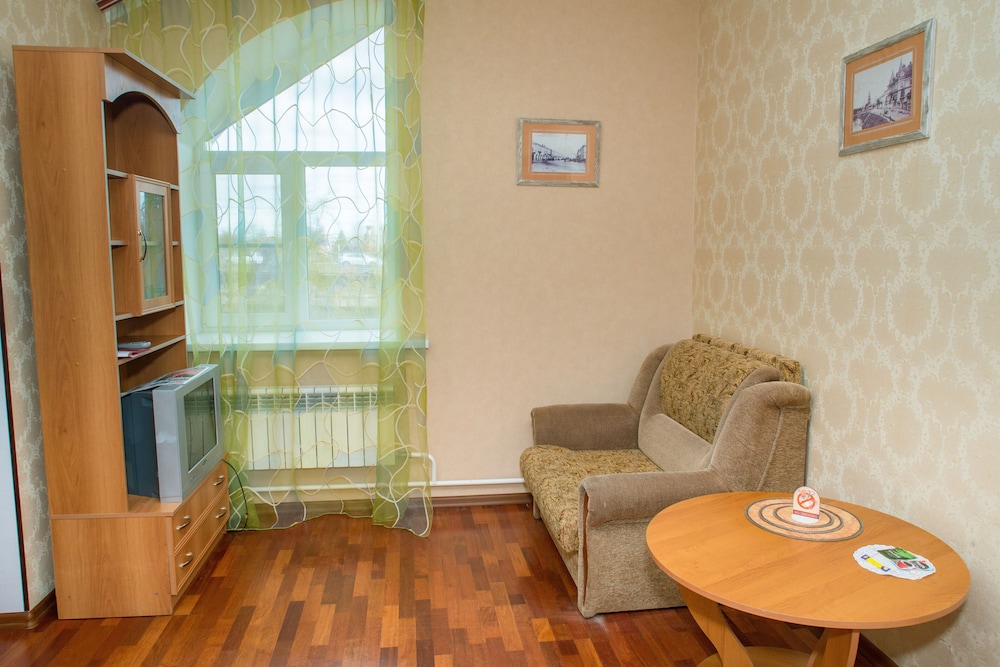 Standard Twin Room, Shared Bathroom photo 2