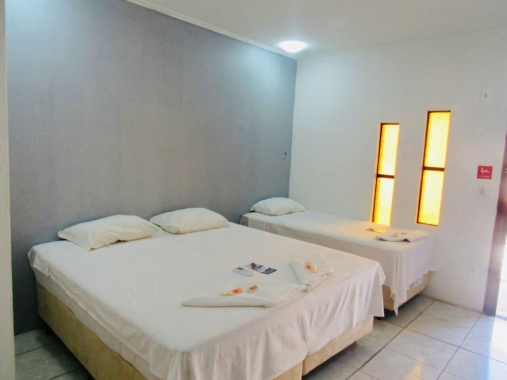 Triple Room, Multiple Beds