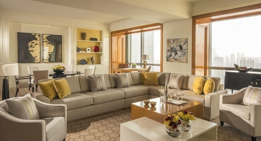 Premier Suite photo 3