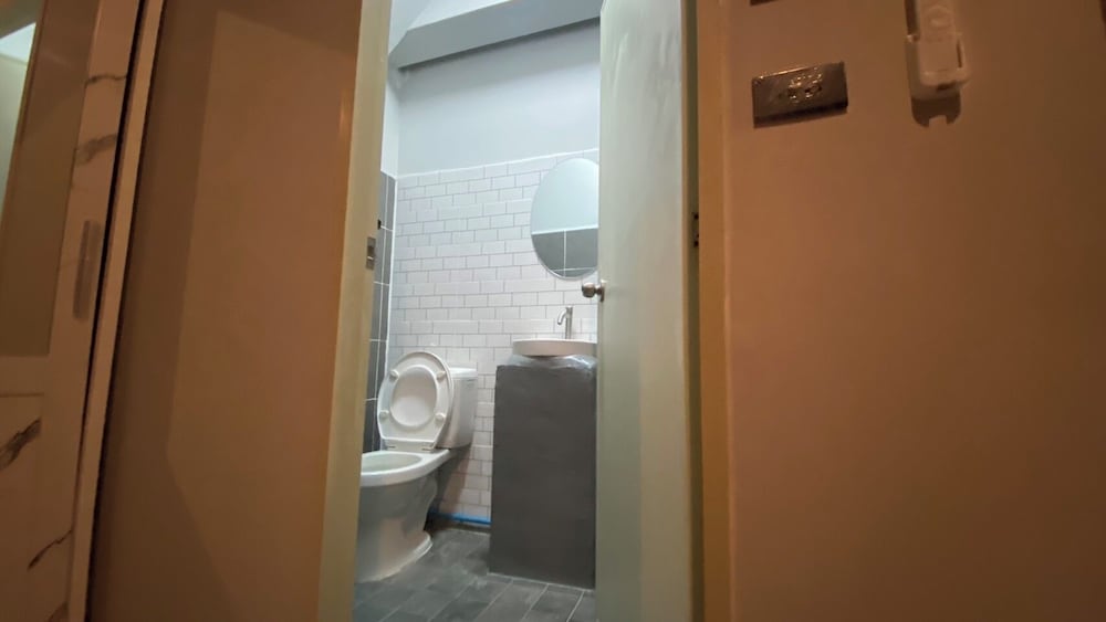 Basic Single Room, Non Smoking, City View photo 2