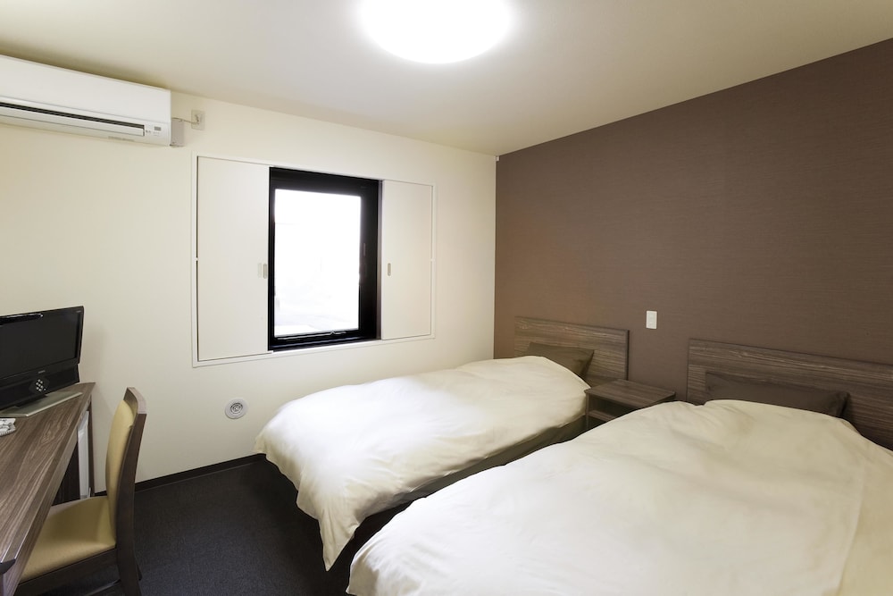 Western Style Twin Room, Smoking - Photo 1