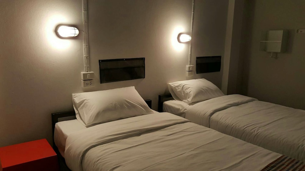 Deluxe Twin Private Room photo 2