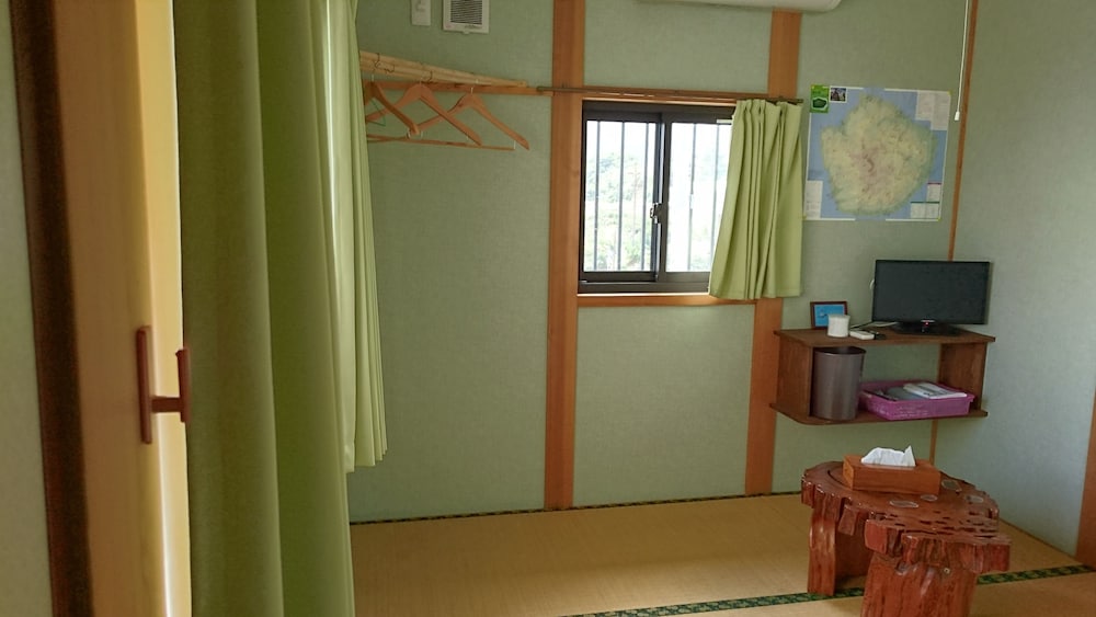 Japanese Style Room for 2 People, Shared Bathroom photo 2
