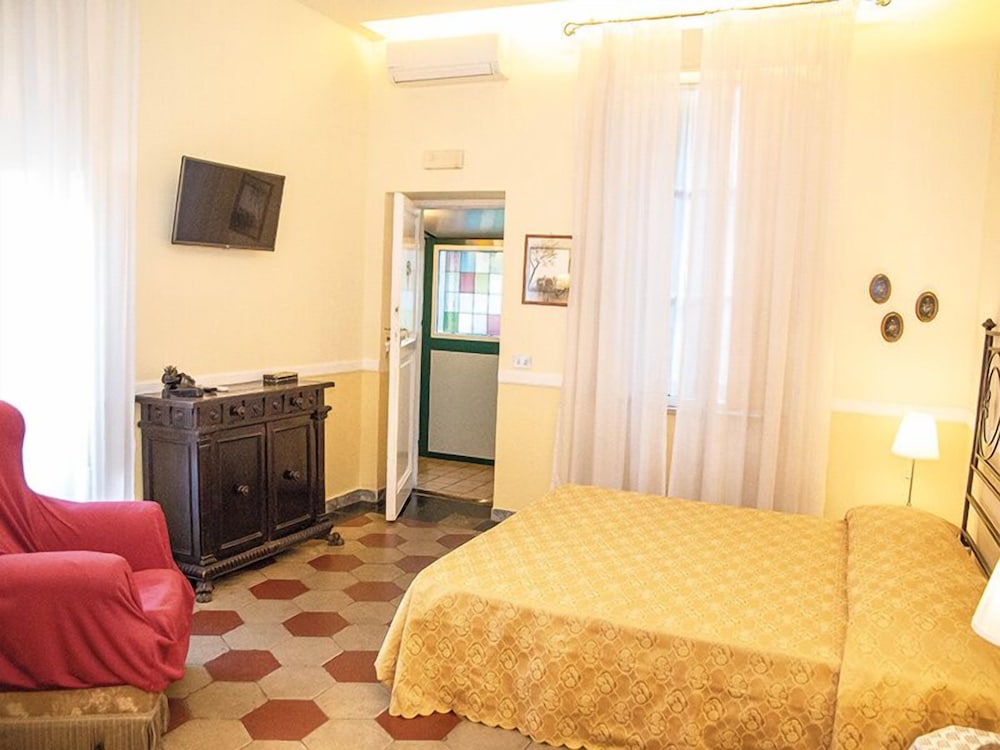 Standard Triple Room (Baita) photo 2