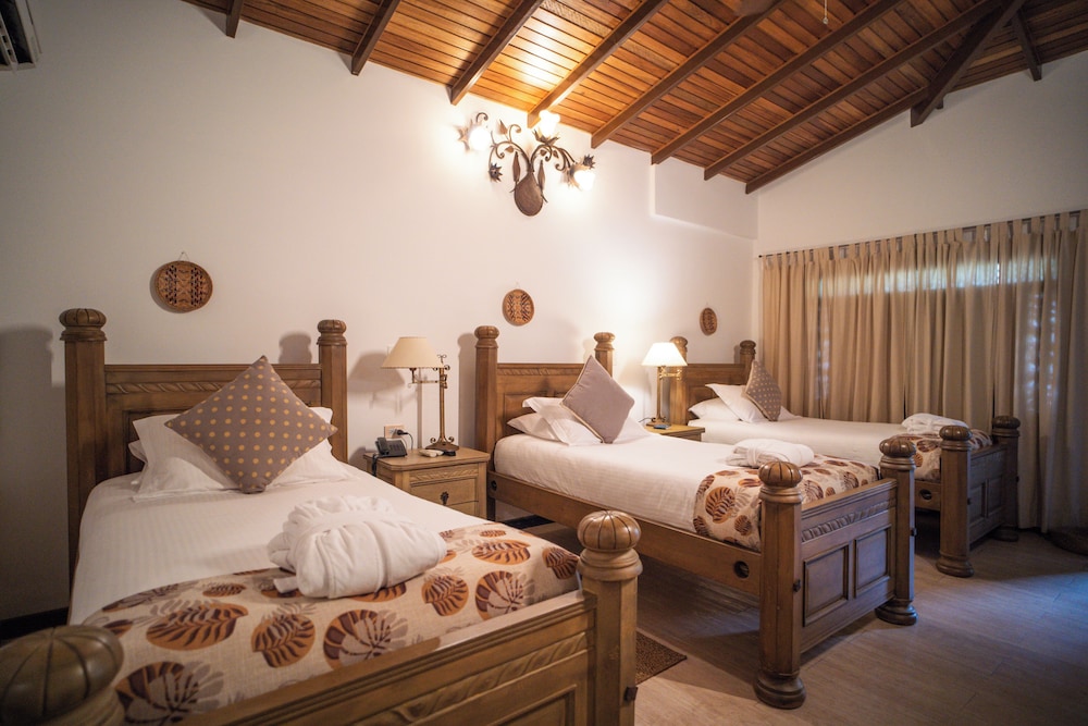 Deluxe Triple Room, Patio