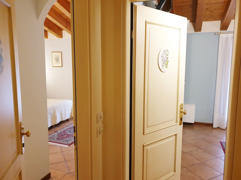 Family Room, Connecting Rooms (3 people)