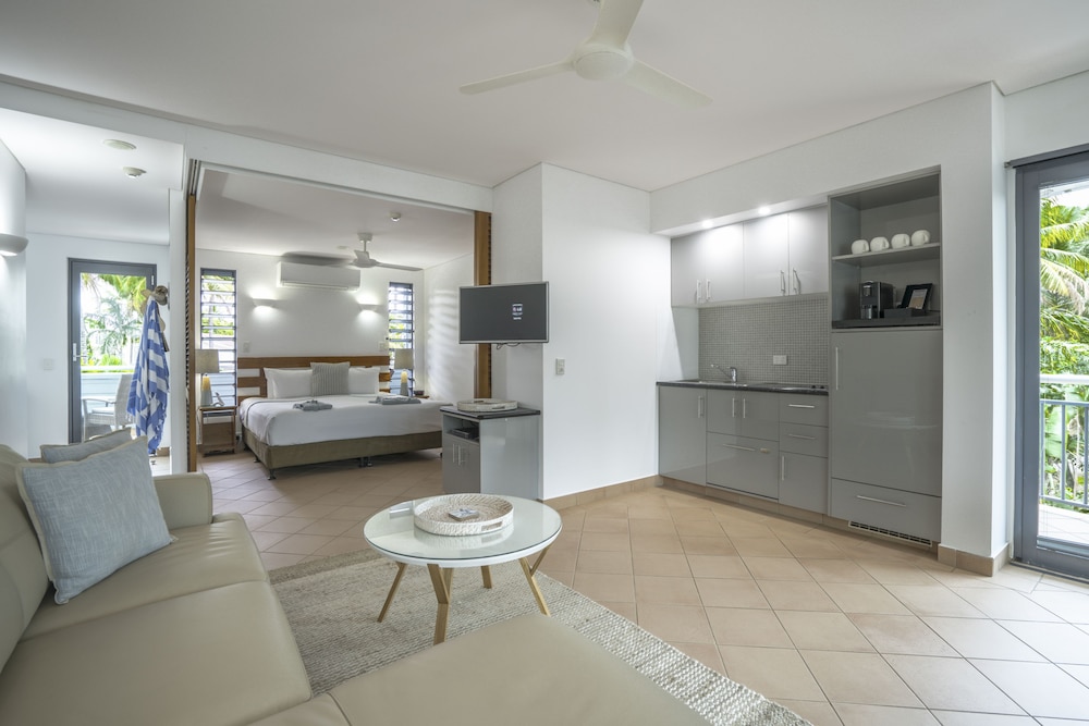 Suite (Peninsula) photo 2