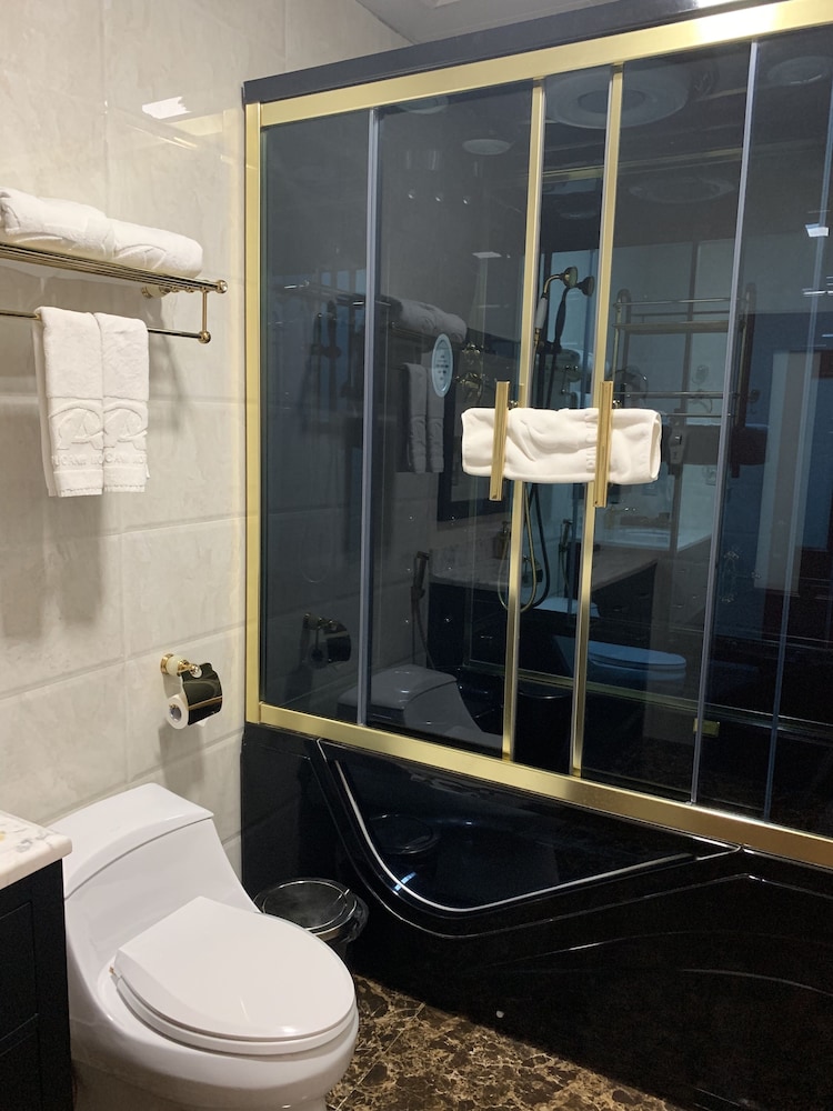 Deluxe Twin Room - Photo 5