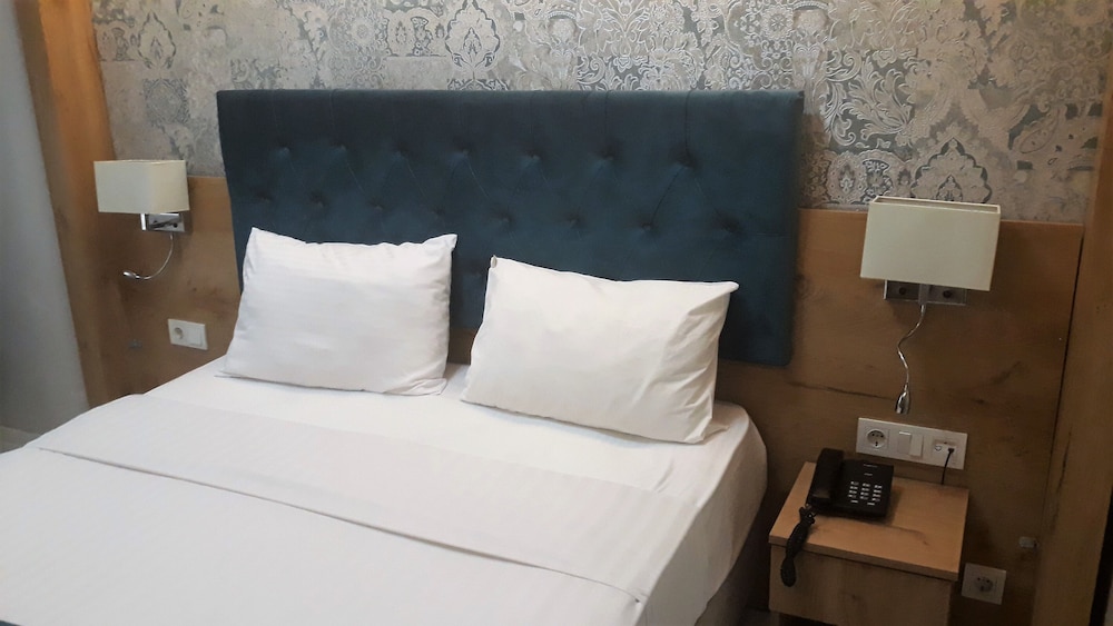 Standard Double Room, 1 Double Bed, Smoking, City View photo 1