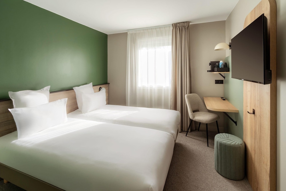 Comfort Room, 2 Twin Beds, Non Smoking - Photo 1