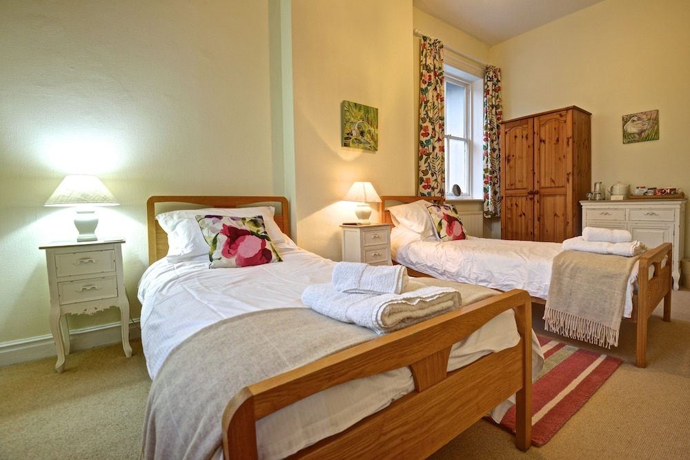 Standard Twin Room With Garden View photo 2