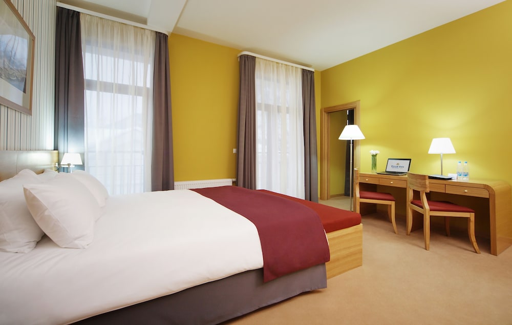 Suite photo 1