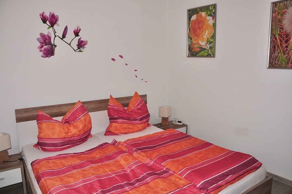 Apartment photo 1