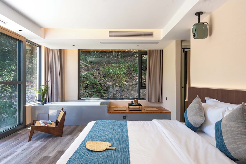 Romantic Double Room, Hill View photo 2