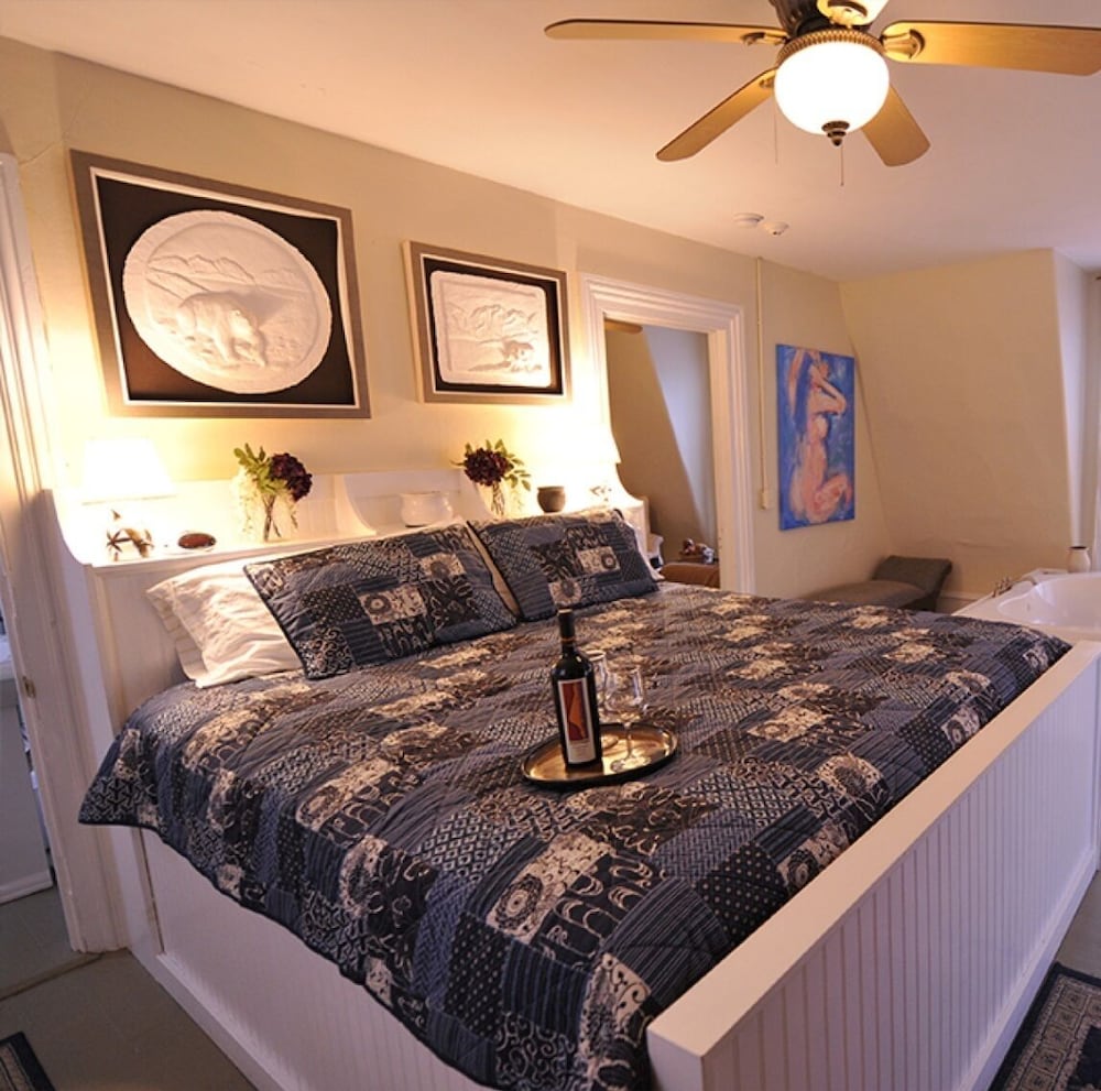 The Captain's Quarters photo 1